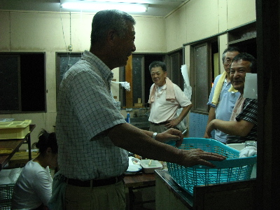 厨房のスタッフ