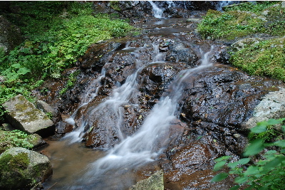 滝の周辺の様子1