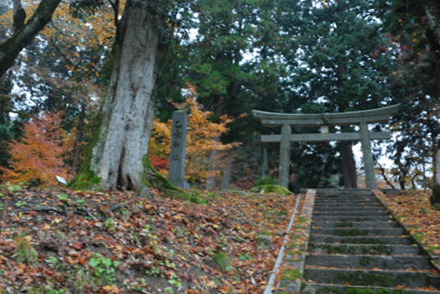 雨の乙女神社